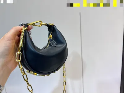 Fendi High-End Genuine Leather Crescent Handbag